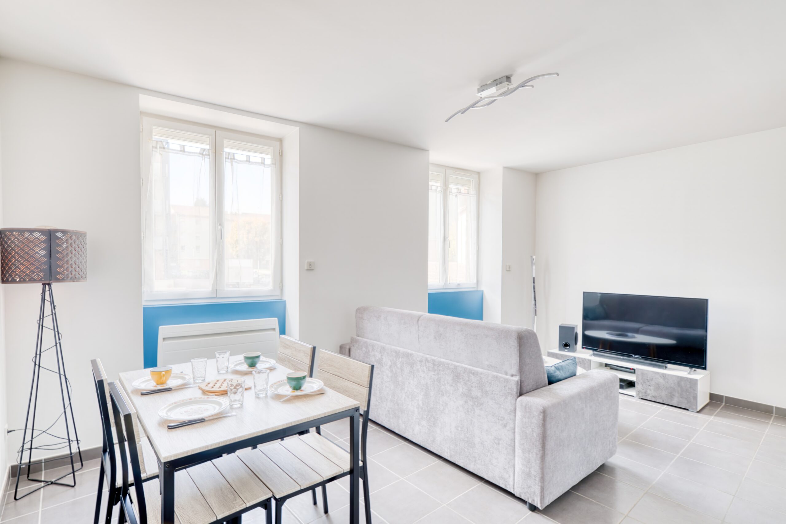 Table Hotop conciergerie lagnieu